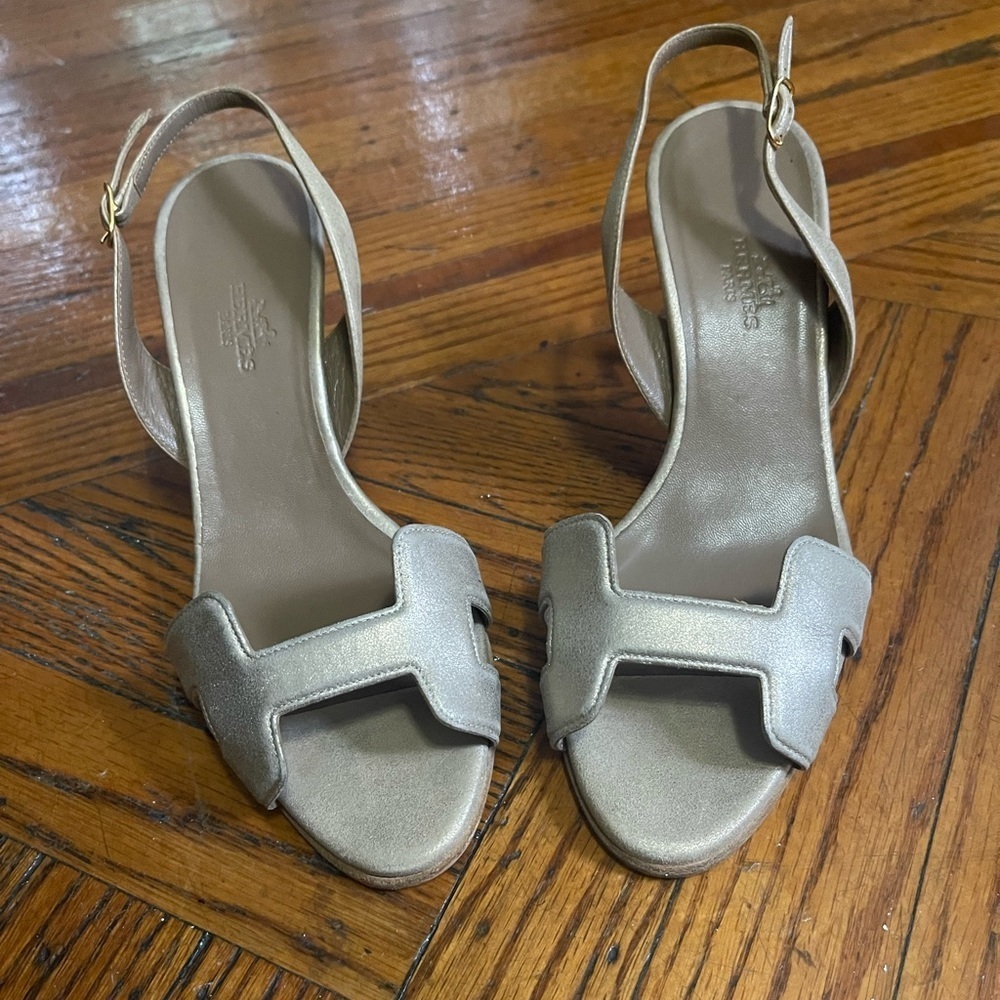 Hermes heels